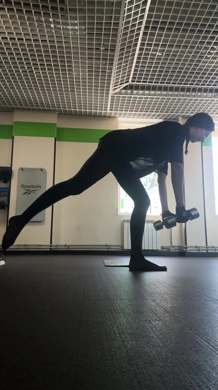 Skinny_lady69: Gym i nylonstrumpbyxor
