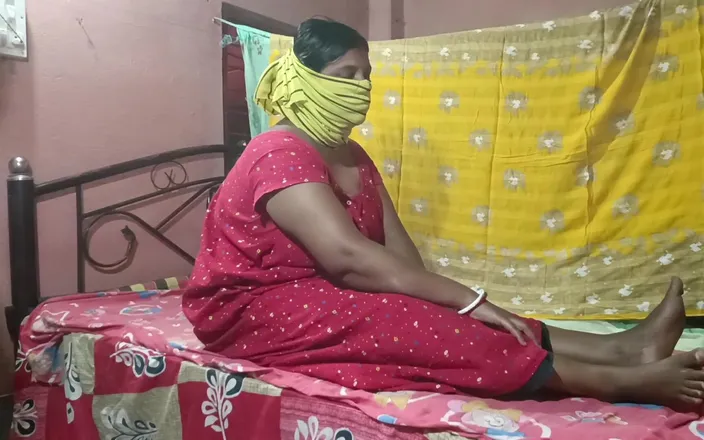 Pakhi0705: After a Long Time, I Massaged My Friend's Wife, She...