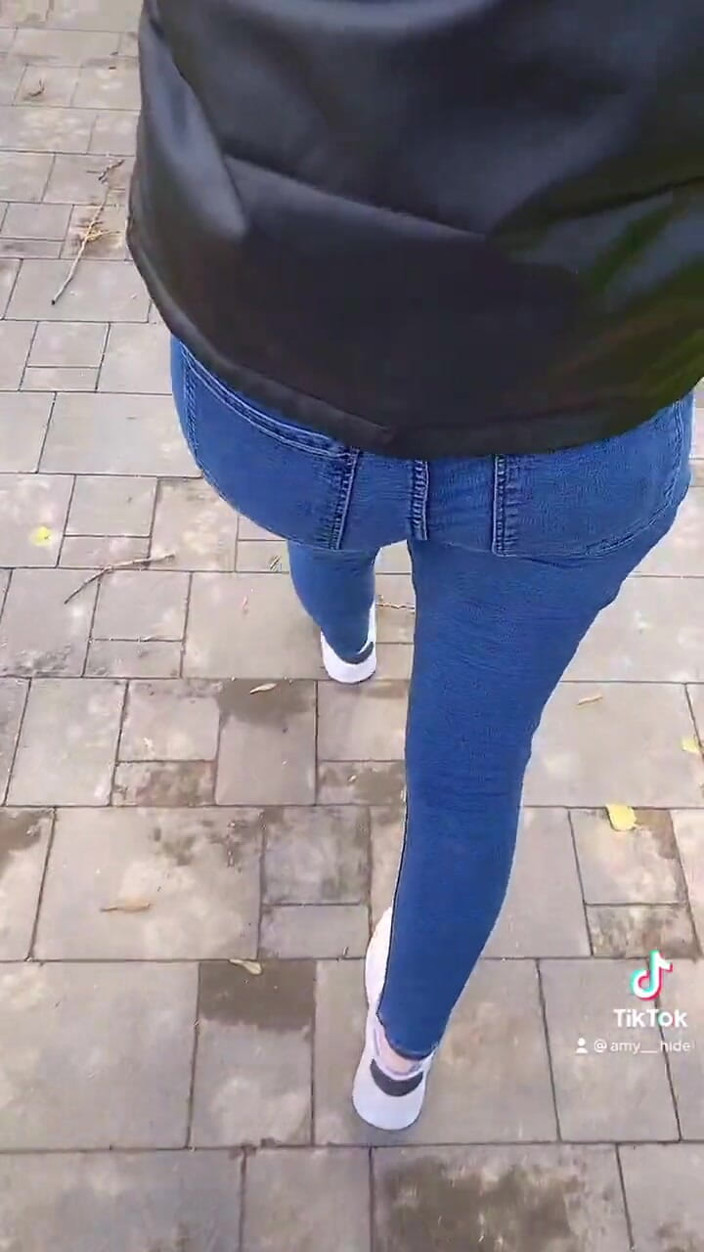 AmyHi: Stranger Was Caught on My Ass and Fucked Me Hard