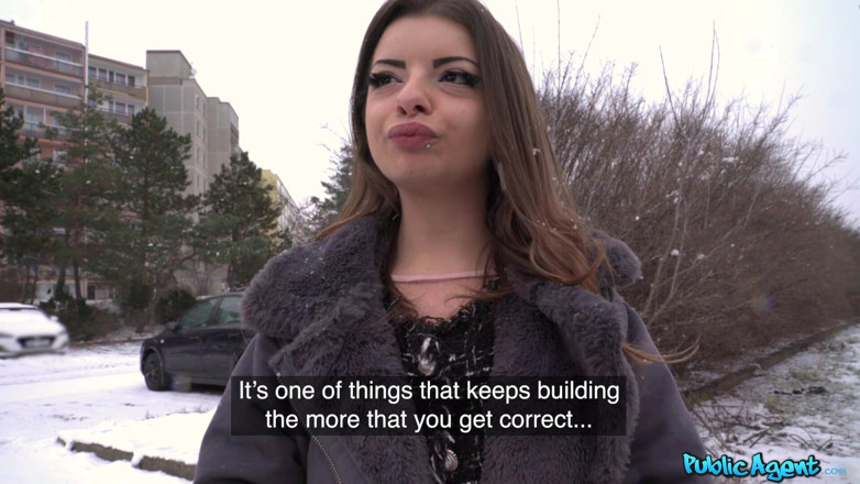 Public Agent: Agent publiczny - włoska laska Mary Jane robi sextape dla C'ash