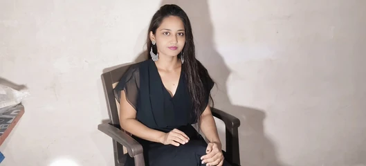 Dogimaster: Hot Indian Girl Fuckt Hard in Chair Hard