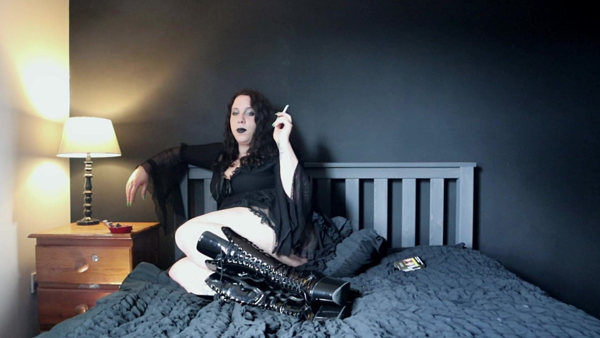 How I Plan Too Kick Your Balls (Goddess Kinx) How I Plan Too Kick Your Balls (Goddess Kinx)