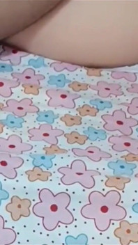 314 Esposa infiel engaña al marido asistente de su albañil mientras él está fuera con la polla monstruosa de su padrastro