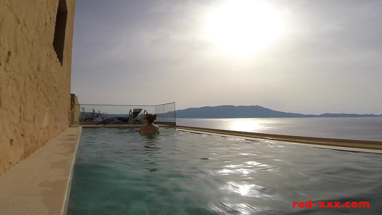 RedXXX: Порно у бассейна
