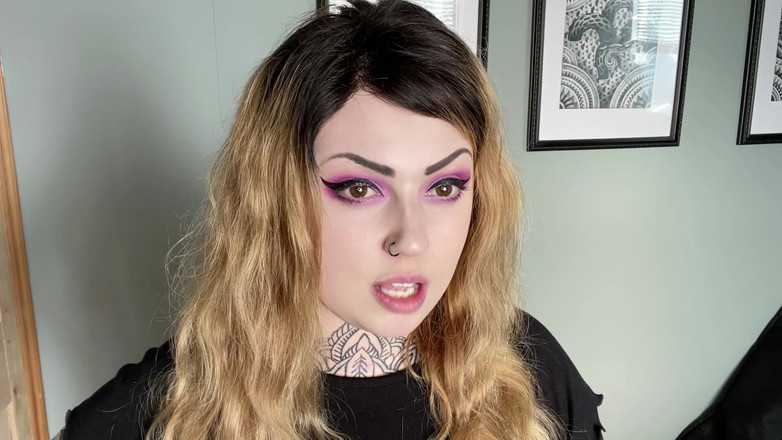 Miss Valentina: Wedgies Make You Hard