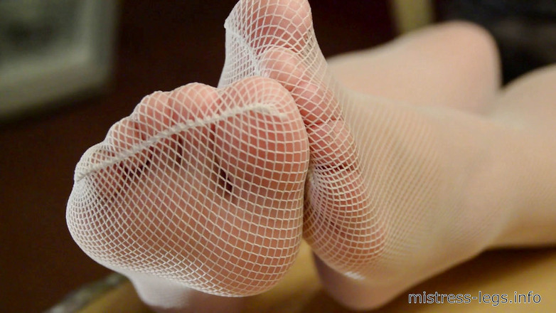 Mistress Legs: Beyaz file çoraplı seksi bacaklar