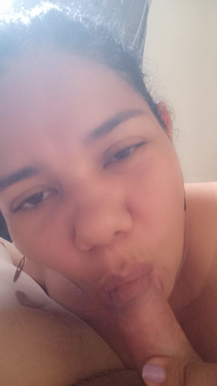 Valkyrie and Luigy Couple: Simpatica Vecina Chupando Rico En Su Casa