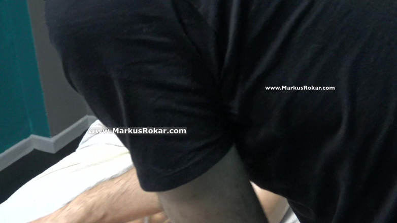 Markus Rokar Massage: Masseur apologized who tried to fingering client's pussy ! Real massage...