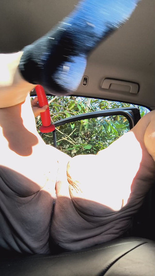 HerculesnVENUS: Coño goteando, ella va a follarse sin ningún remordimiento