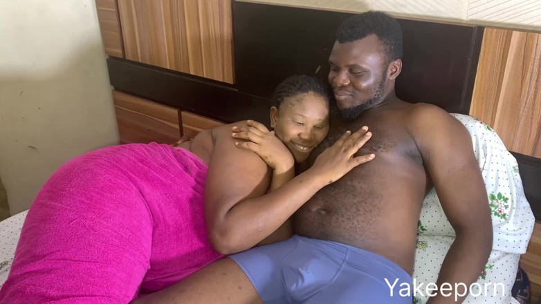 Yakeeporn: ฉันเย็ดภรรยาหัวหน้าของฉัน