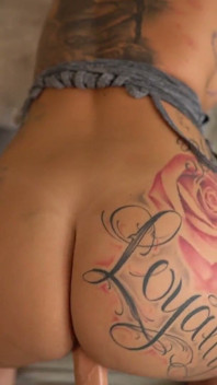 Roxi Keogh - sexercise - instrucciones de paja