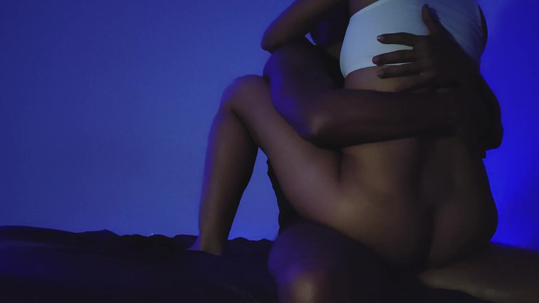 Badits all: Cazzo Oliato, Masturbazione Con I Capelli, Sculacciate Sulla Figa E...