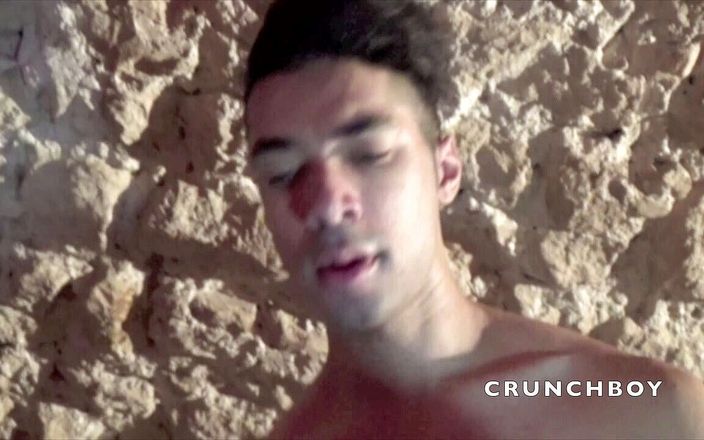 Crunch Boy: Twink fodida no porão em Paris por Dorian Marguet