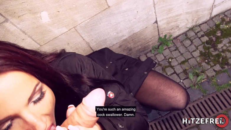 Hitzefrei: Blowjob at the train station, fuck in the sunrise