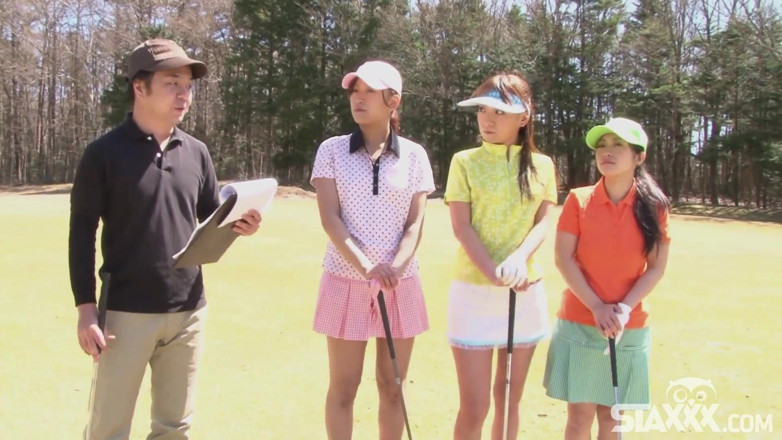 Staxxx: Golfisti asiatici nudi e sexy