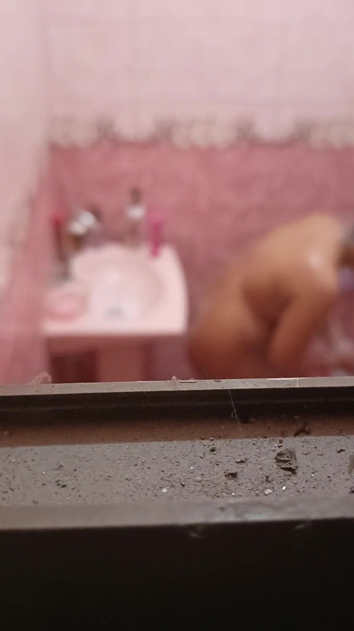 Faryal: I Made a Video of Bhabhi Taking Bath