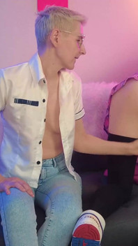 Femboy's Ordenha com orgasmo arruinado
