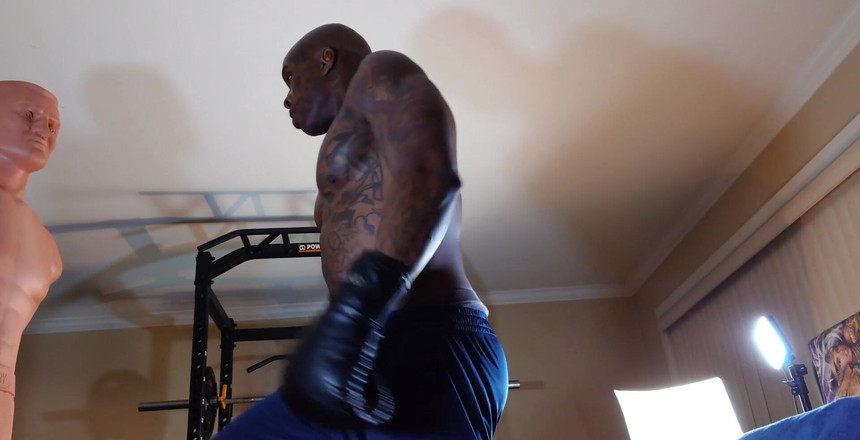 Hallelujah Johnson: 복싱 운동 훈련을위한 급성 변수는 반복, 세트, 훈련 강도, 반복 템포, 휴식 간격을 포함