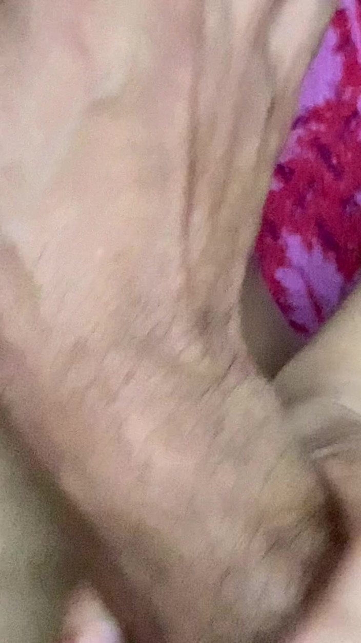 Riya mickey: Schöne teenager 18 und 19 jahre alt ficken lecker, wenn ihre eltern...