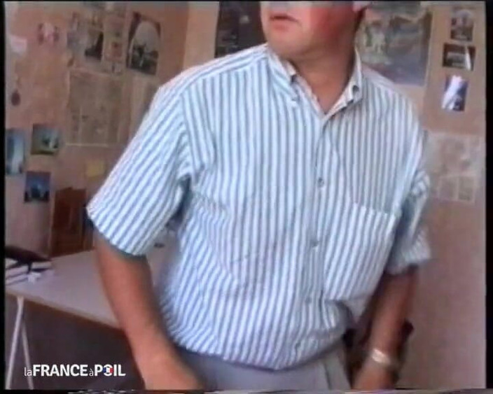 Rue Chaude: Școlarizare privată și futai într-o întâlnire