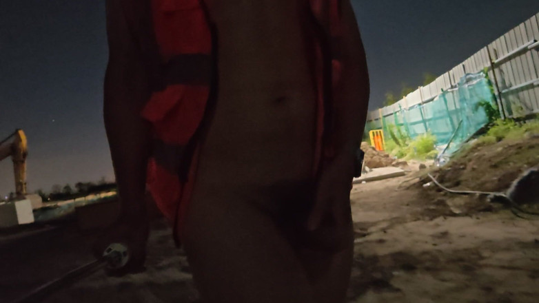 ChineseBisexual: Naked Patrols at Construction Sites, Leaving Sperm Beside Busy Public...