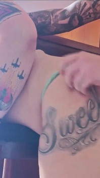Hot Latina Sedí Na Sousedově Penisu