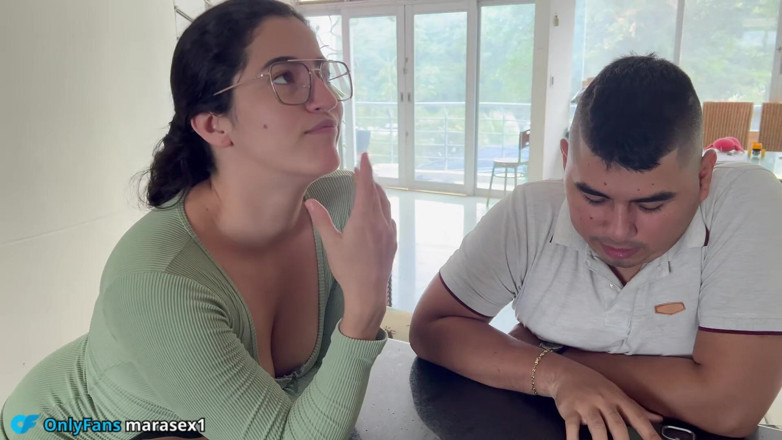 PronoiaMey: JE SUIS INFIDÈLE À MON MARI BÂTARD AVEC MON BEAU-FILS