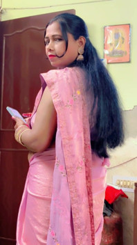 Desi Bhabhi Saree Look