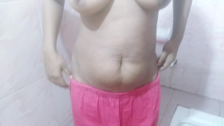 Sahid mim couple: De intieme douche van mijn vrouw plaagt: vagina, kont en...