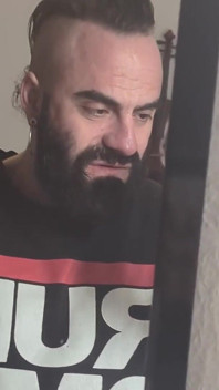 Cum Suck tátovo chlupatý péro W / Chcaní a mrdka