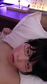 เดทที่น่าเบื่อกับแฟนสาวหนุ่มยืนไม่หยุดของฉันที่ซ่อนนมใหญ่ของเธอ เวอร์ชันแอ็คชั่นสด บทที่ 1