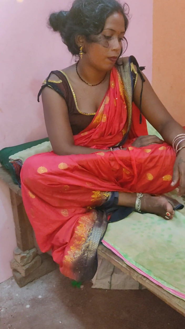 Mamta-Bhabhi-76xx: Jilat memek tante seksi india dan lanjut ngentot memek tante...