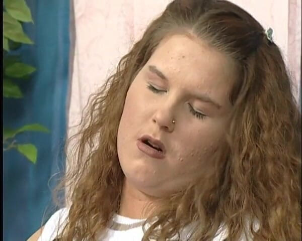 YOUR FIRST PORN: Chantal con Riesentitten e Fettem Arsch. Chantal con tette enormi...