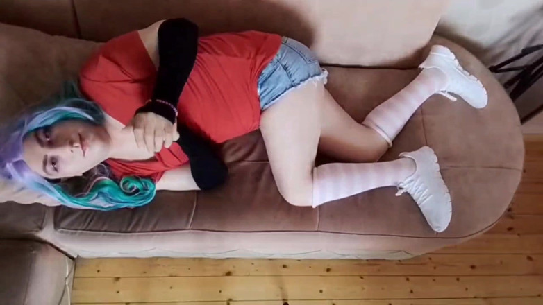 Kitty_Cross: Booty Bouncing for Fun