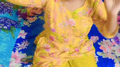 Mimakter: Ich kaufte neue kleidung für meine jüngere stiefschwester und küsste...