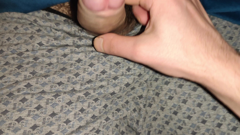 MartyBrady: Tatăl fiului vitreg masează o pulă mare