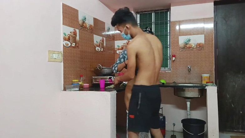 Tip_top_mall: I Find My Horny Step Sister in the Kitchen
