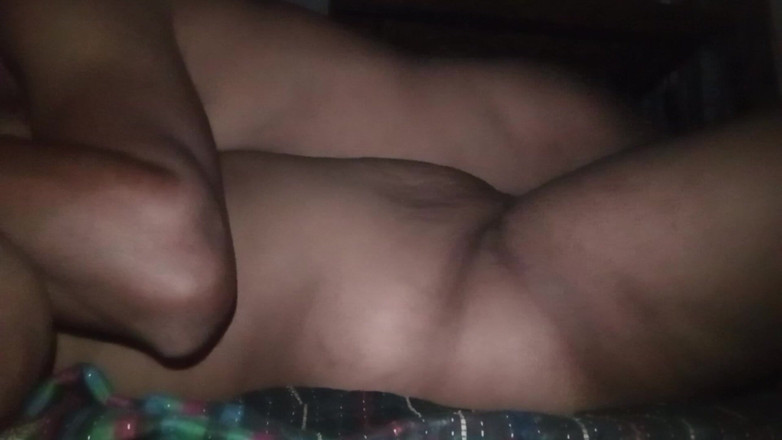 Rayhan0099: मेरी सेक्सी सौतेली बहन ने अपने करीबी ब्रेदर के साथ सुना सेक्स काम किया