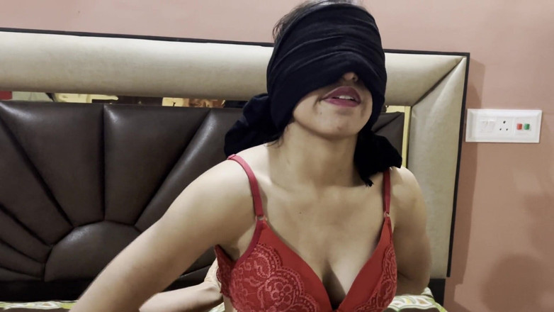 SnowyAir7: Hot Stepmom Seduces Her Stepson