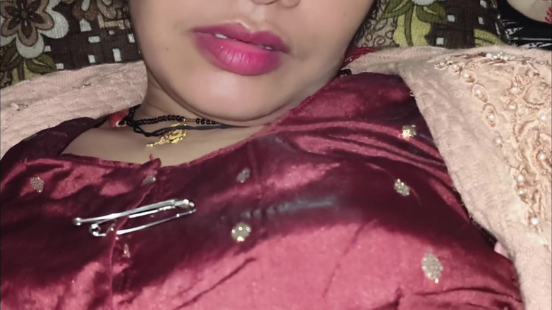 Janvibhabhii: 本当の義理の妹が義理の兄と関係を持ち、欲望を満たす