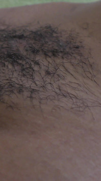 Memek berbulu cewek semok kulit hitam dientot habis-habisan sampai dicrot di dalam sama kontol besar pria kulit hitam
