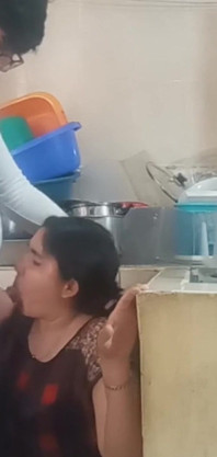 내 마누라를 따먹고 빨아주는 가정부