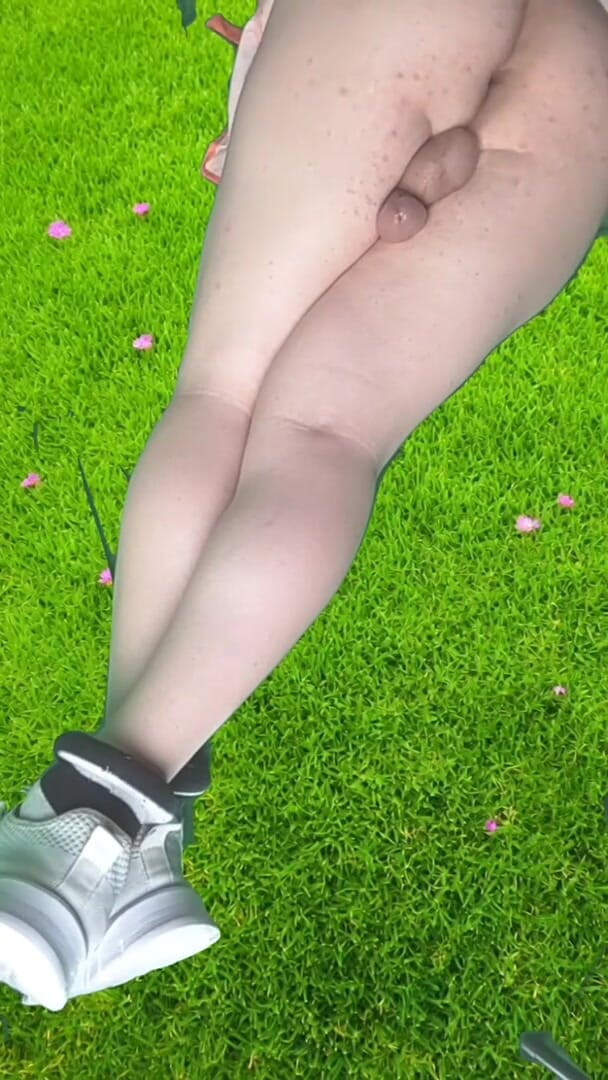 Kitty_Cross: Booty Blonde Femboy Sweet Juicy Ass Smooth Thighs Lollipop Sissy