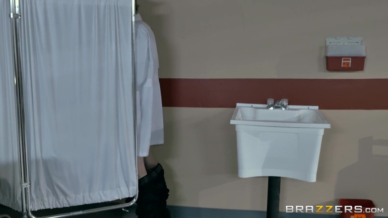 BRAZZERS: Brazzers - Danny D těžko odolat divokému super žhavému tělu Arielly Ferrery