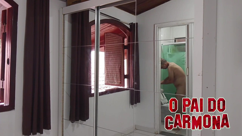 Carmona's father: Opaidocarmona Mencukur Telanjang