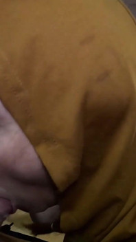 Mlle Hood se fait baiser comme une salope coquine de conte de fées - double éjaculation sur Brown Cape 291