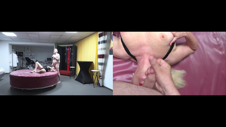 Magic Mature Pussy: परिपक्व बिल्ली - जूलिया