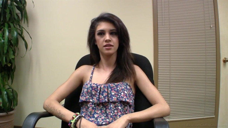 Backroom Casting Couch: Podzim