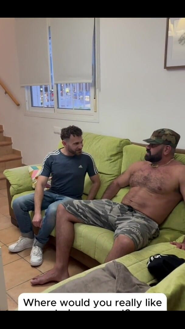 Massive daddy xxx: Italian Boy Gets Heavily Dicked by Big Stepdaddy