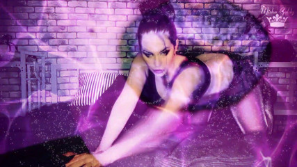 Goddess Misha Goldy: Snif et pomper du sperme pour moi